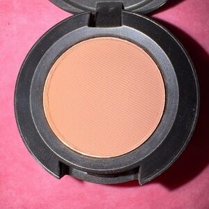 NEW MAC M.A.C. Cosmetics Makeup Eyeshadow - Soft Brown Matte - Pls. Read